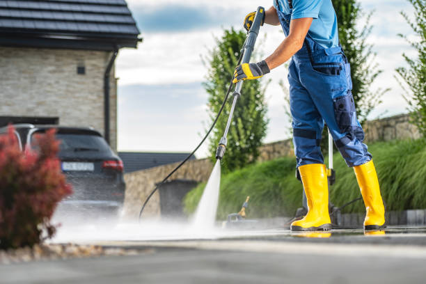 Best Parking Lot and Garage Cleaning  in Moweaqua, IL